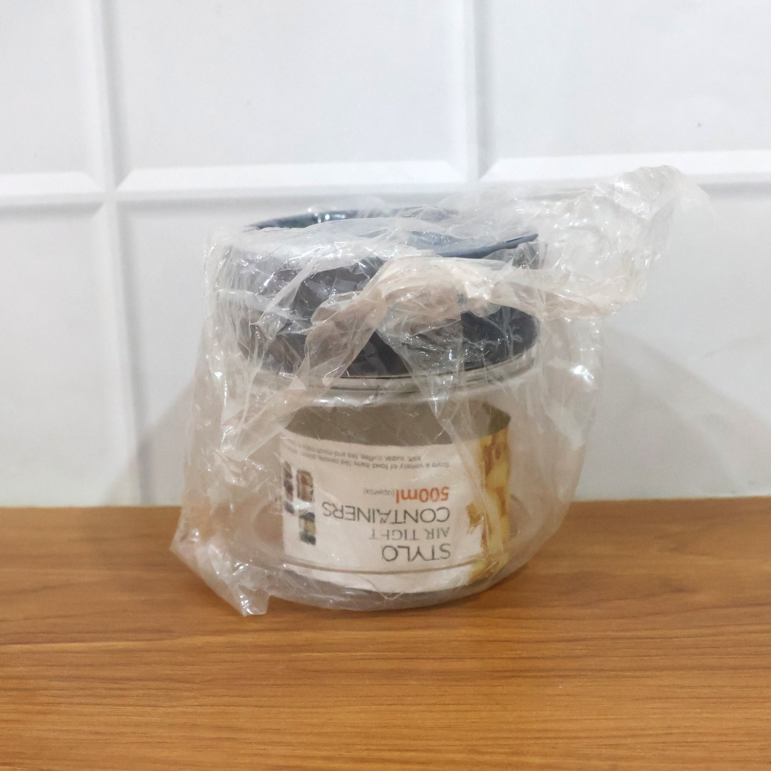 Airtight Transparent Kitchen Storage Jar with Secure Lid (1 Pc / 500 ML Approx)