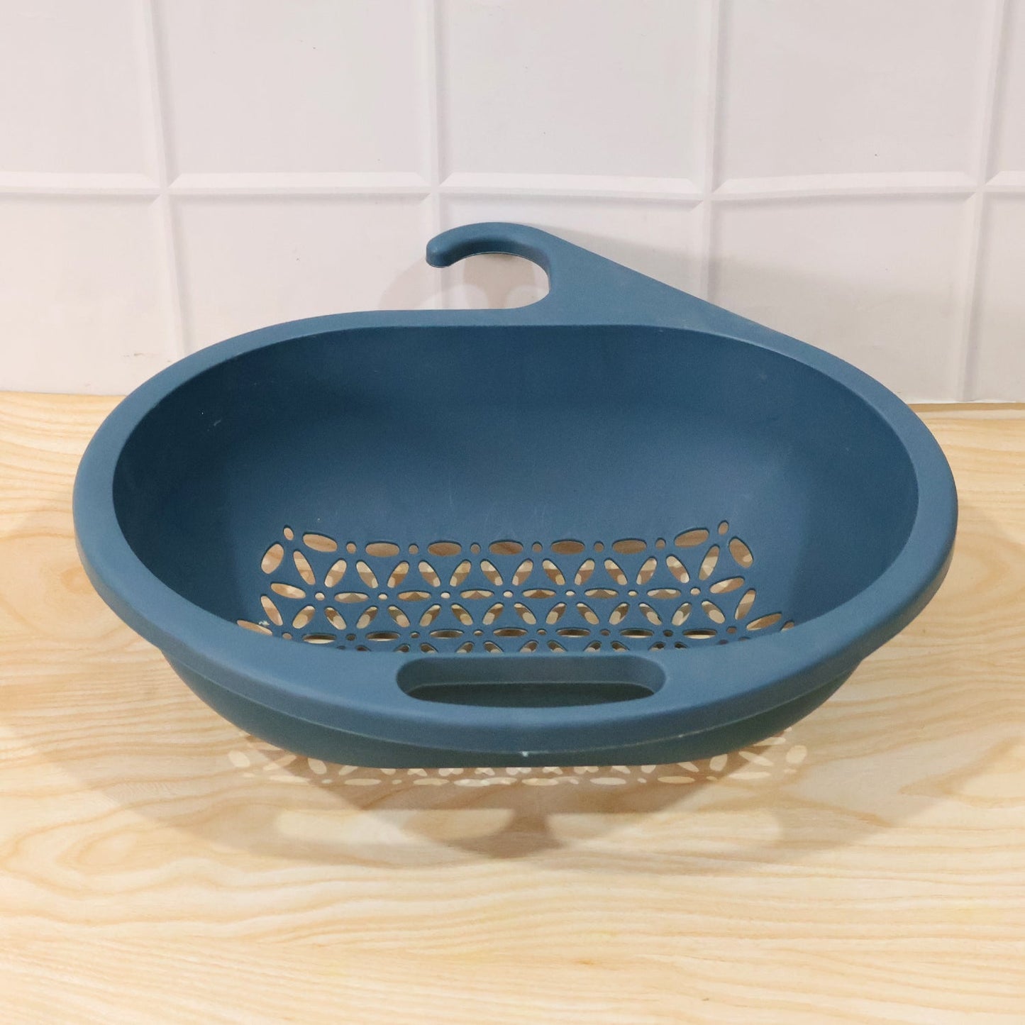 Kitchen Sink Drain Basket Strainer Colander for Fruits & Vegetable Washing (1 Pc)
