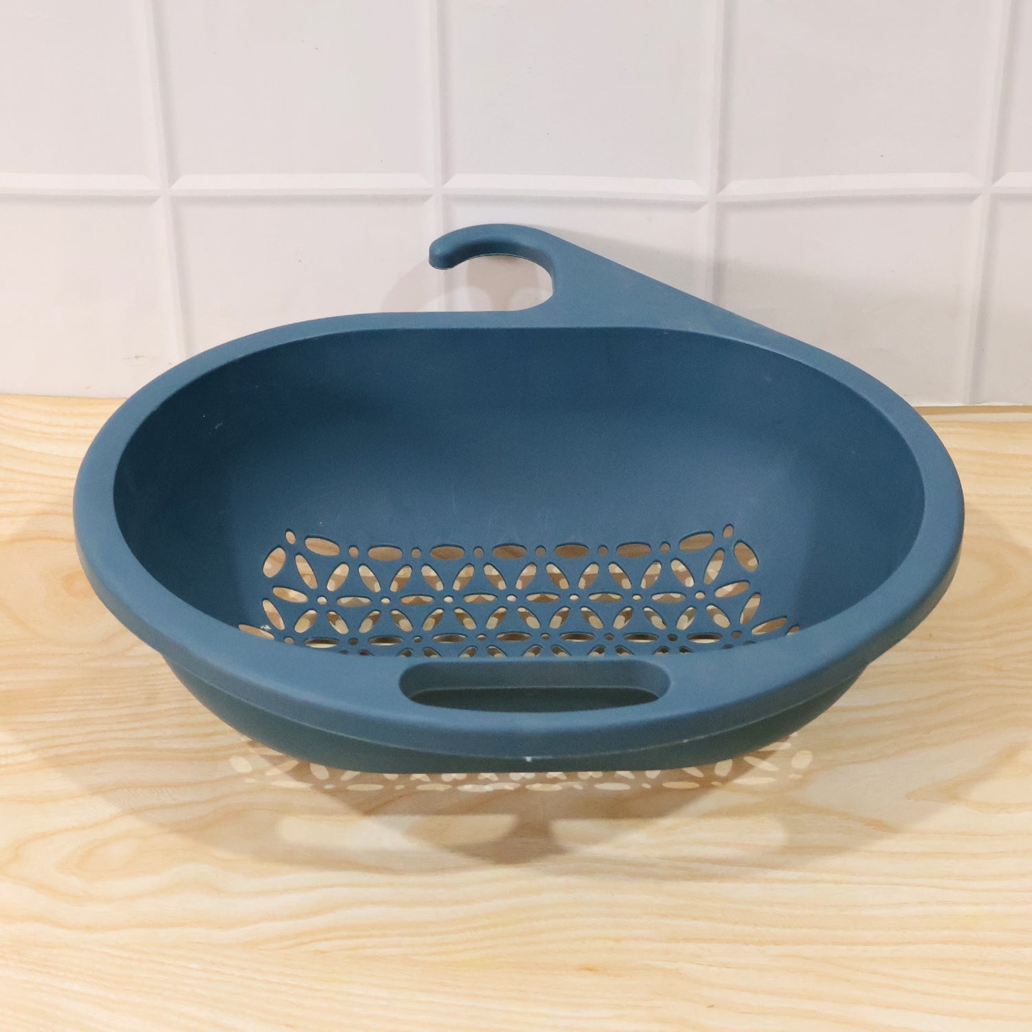 Kitchen Sink Drain Basket Strainer Colander for Fruits & Vegetable Washing (1 Pc)