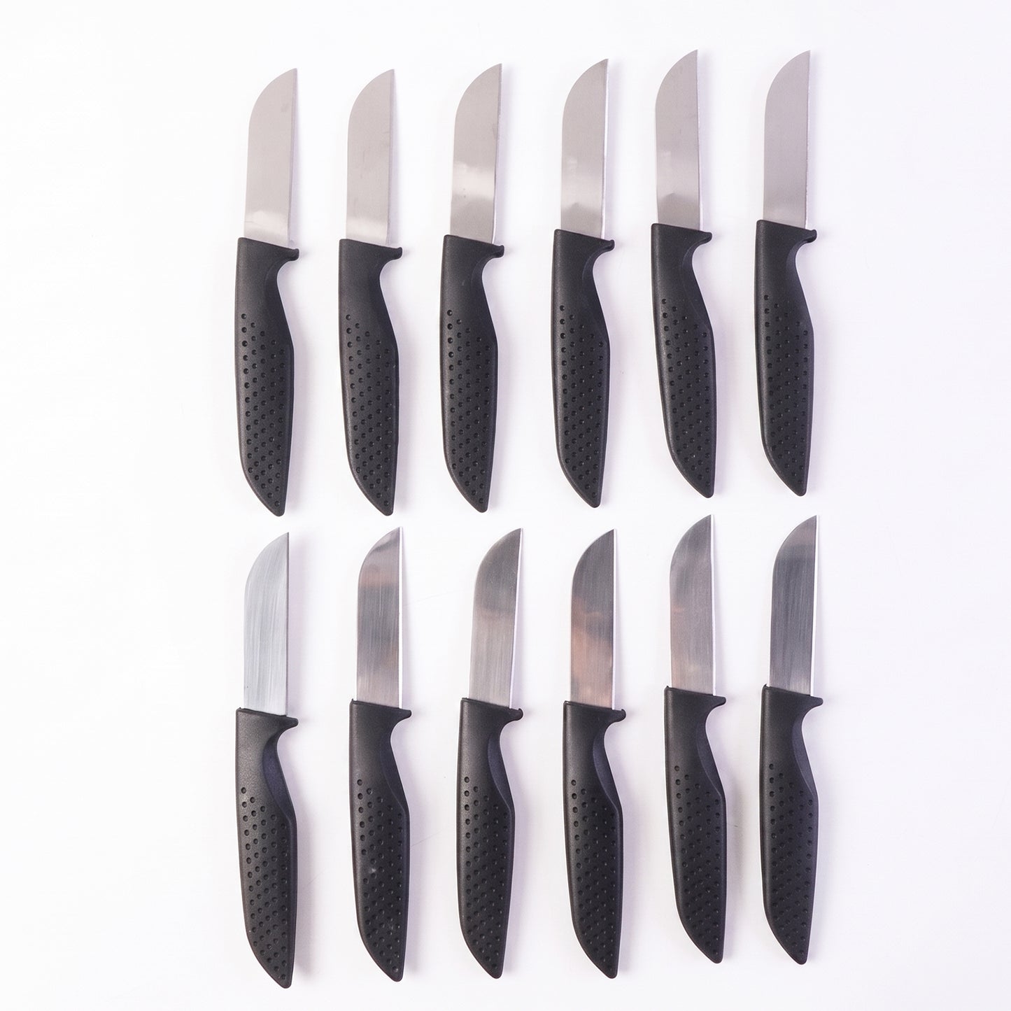 Vegetable chopping knives with plastic handle