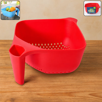 Plastic Strainer Bowl – Ergonomic Handle & Quick Drainage