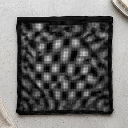 Flat mesh zipper organizer bag