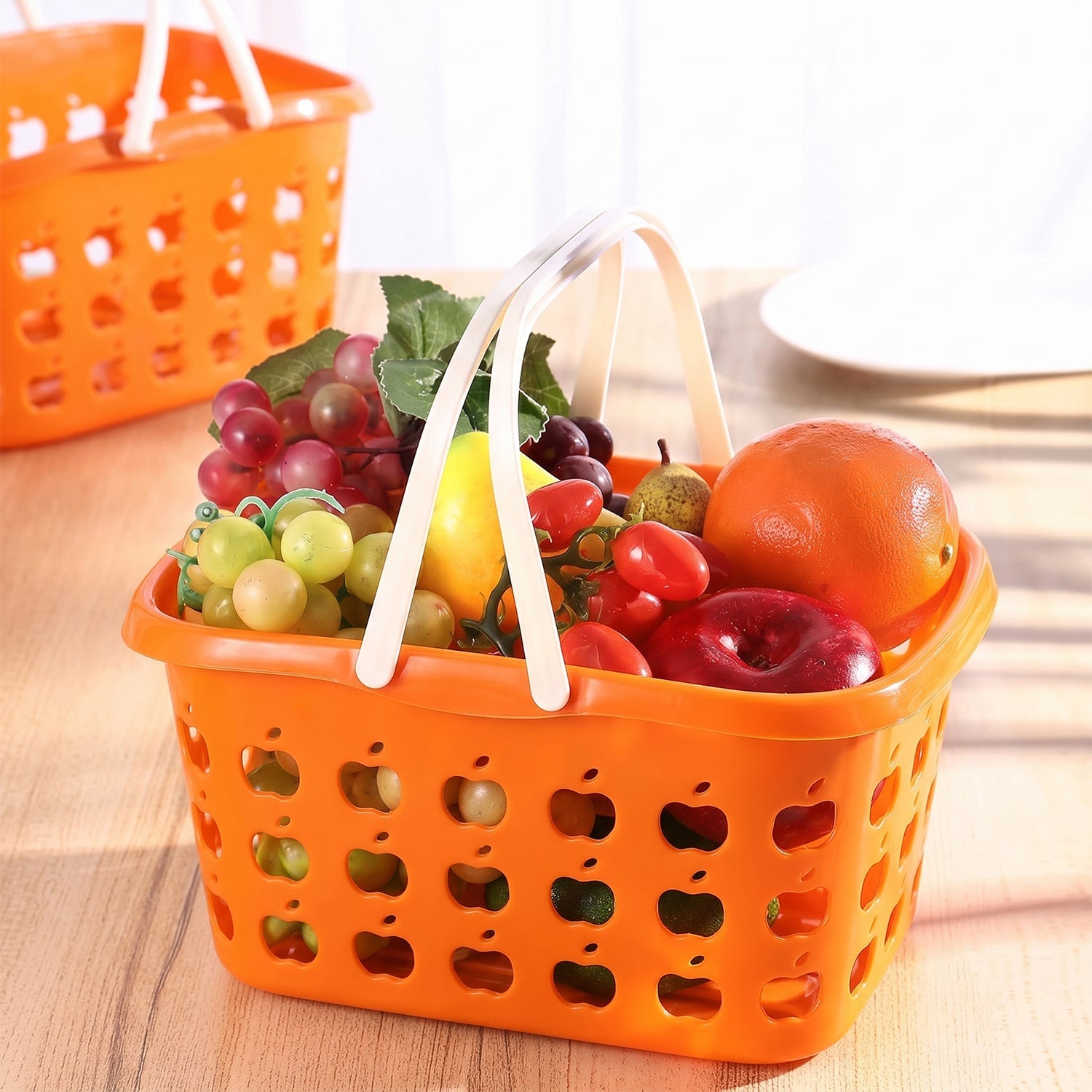 Storage basket handle detail