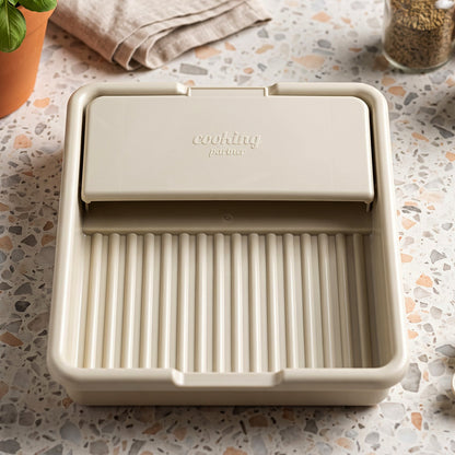 Plastic pot lid and cooking spoon holder - image 4
