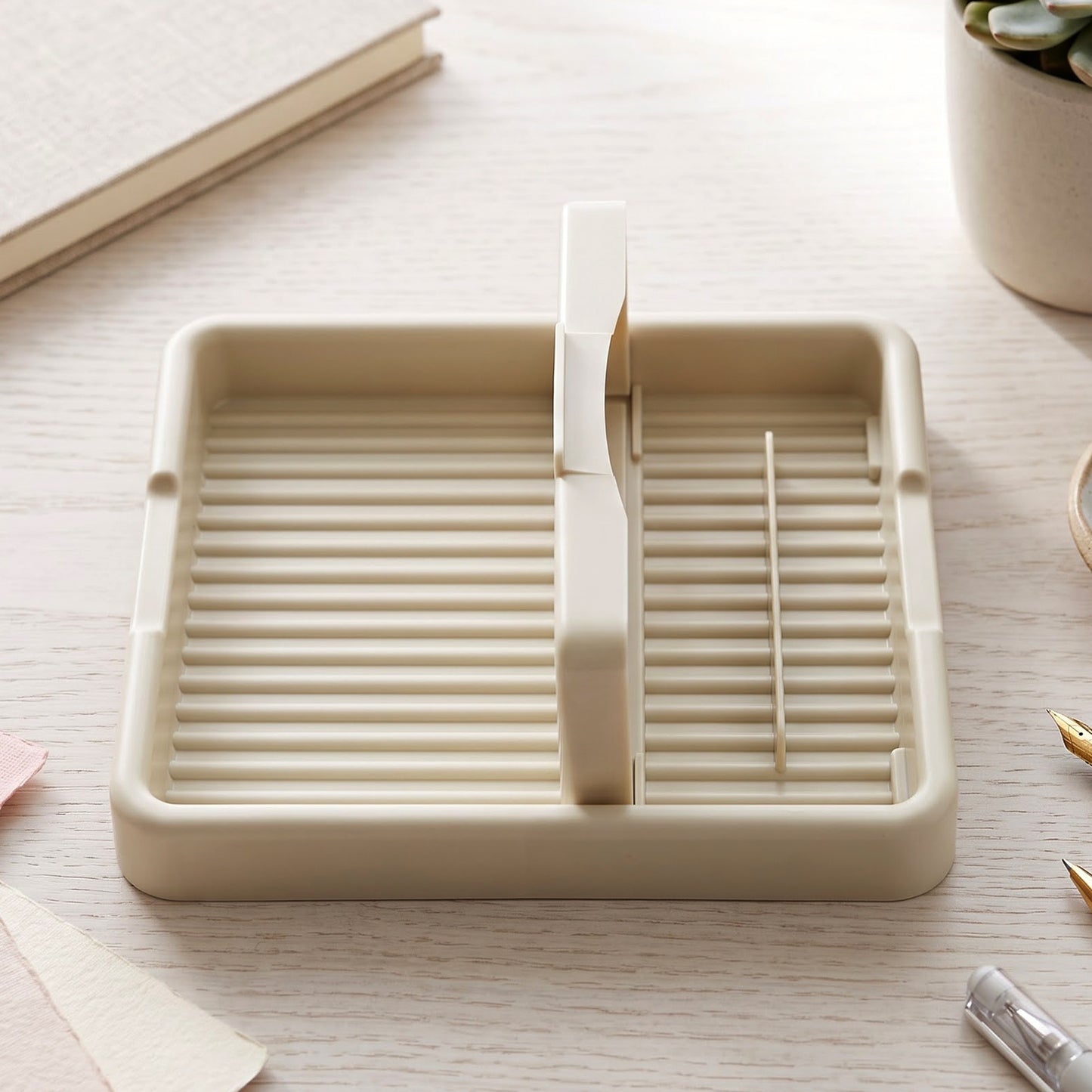 Plastic pot lid and cooking spoon holder - image 8