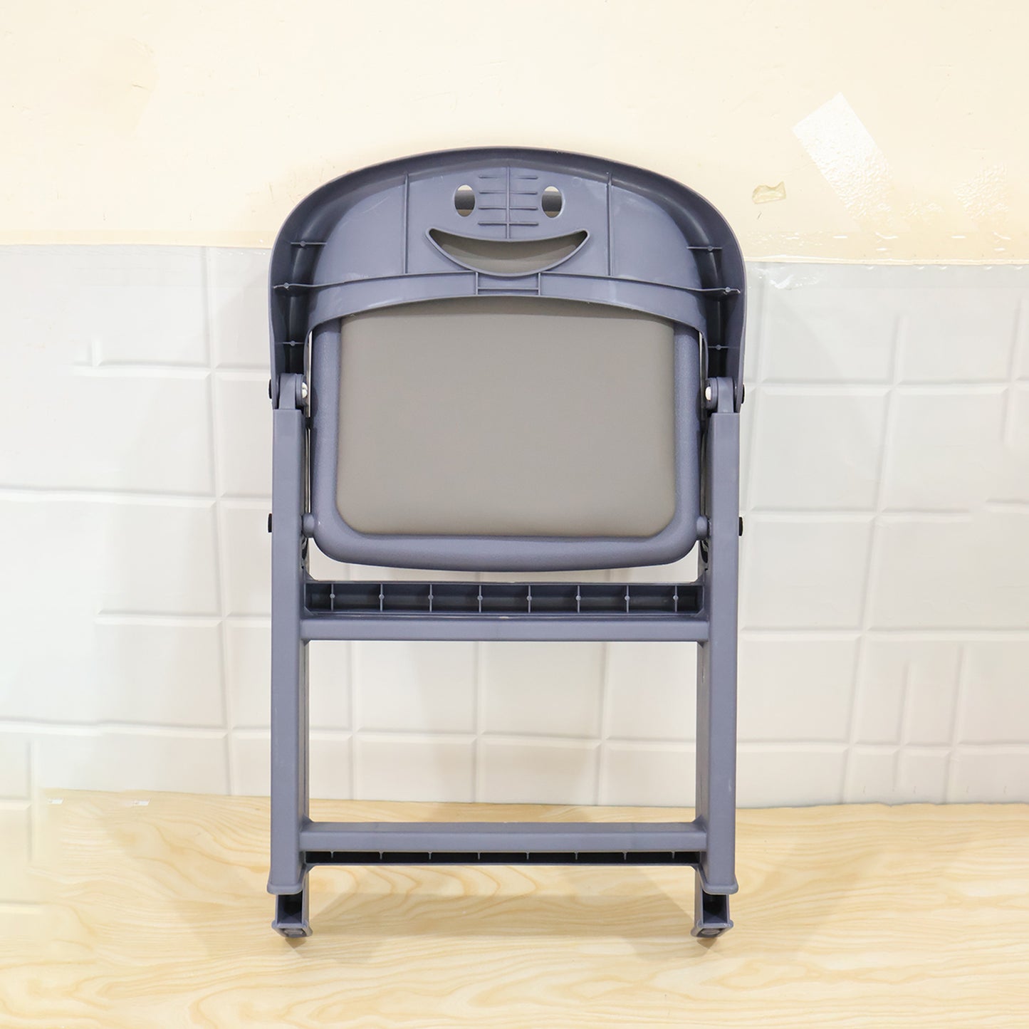 Plastic foldable kids chair live product photo
