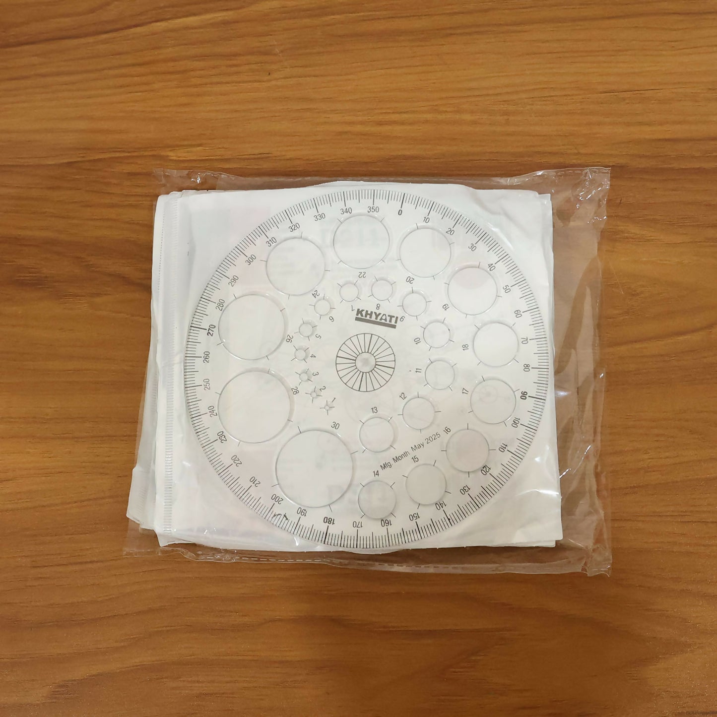 Multipurpose Big Circle Drawing Template Protractor Stencil for Geometry & Design Use (10Pcs)