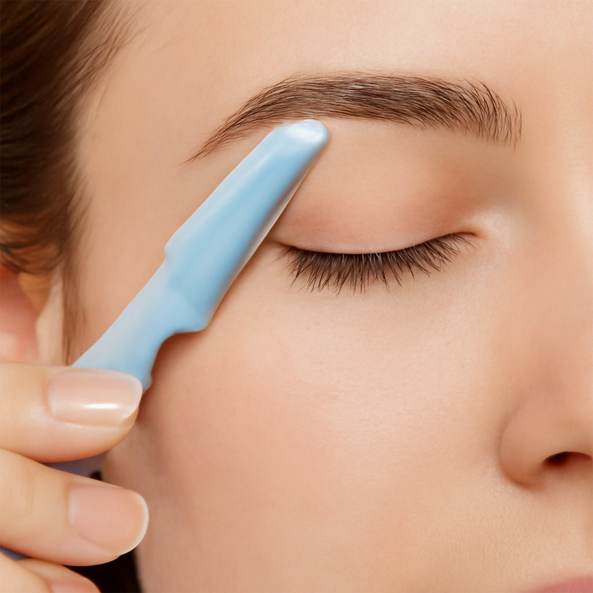 Skincare & Grooming Combo – Ice Roller, Facial Razors & Dual-Sided Silicone Cleansing Brush