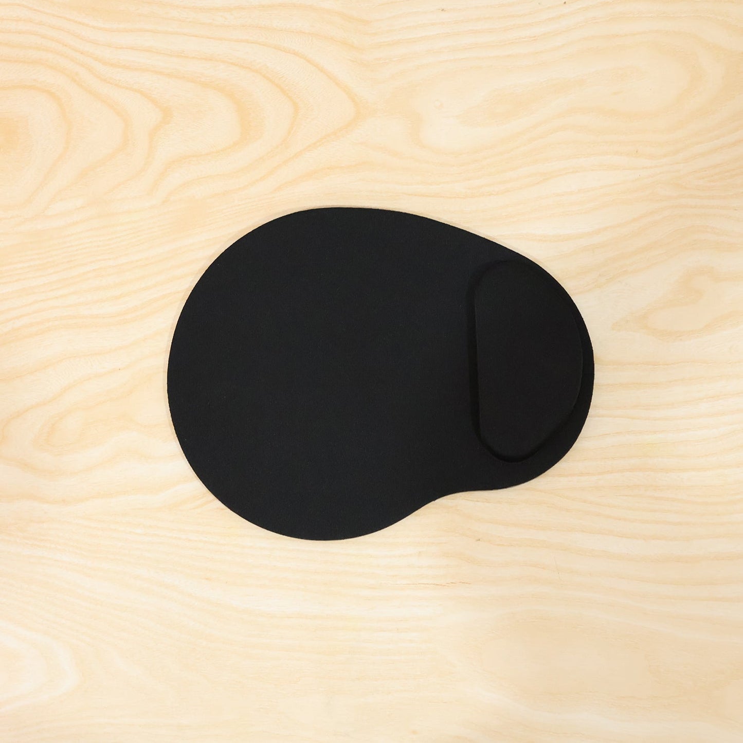 Ergonomic Gaming Mouse Pad with Gel Wrist Rest Support Non Slip Base (1 Pc)