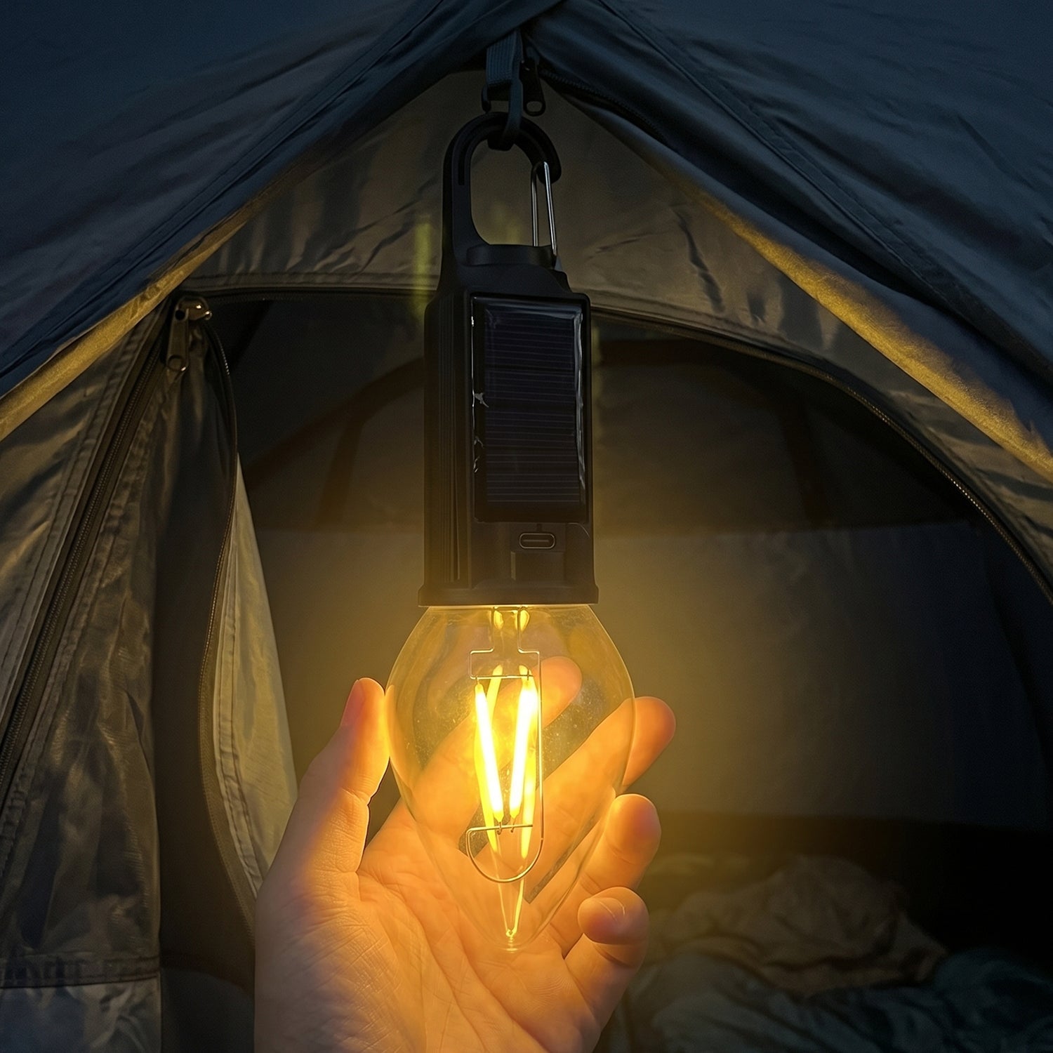14141 solar rechargeable camping lamp live