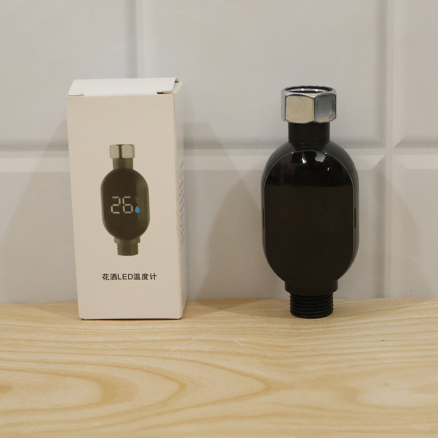 Live product photo with color box
