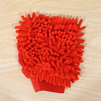 Live photo of red microfiber chenille wash glove