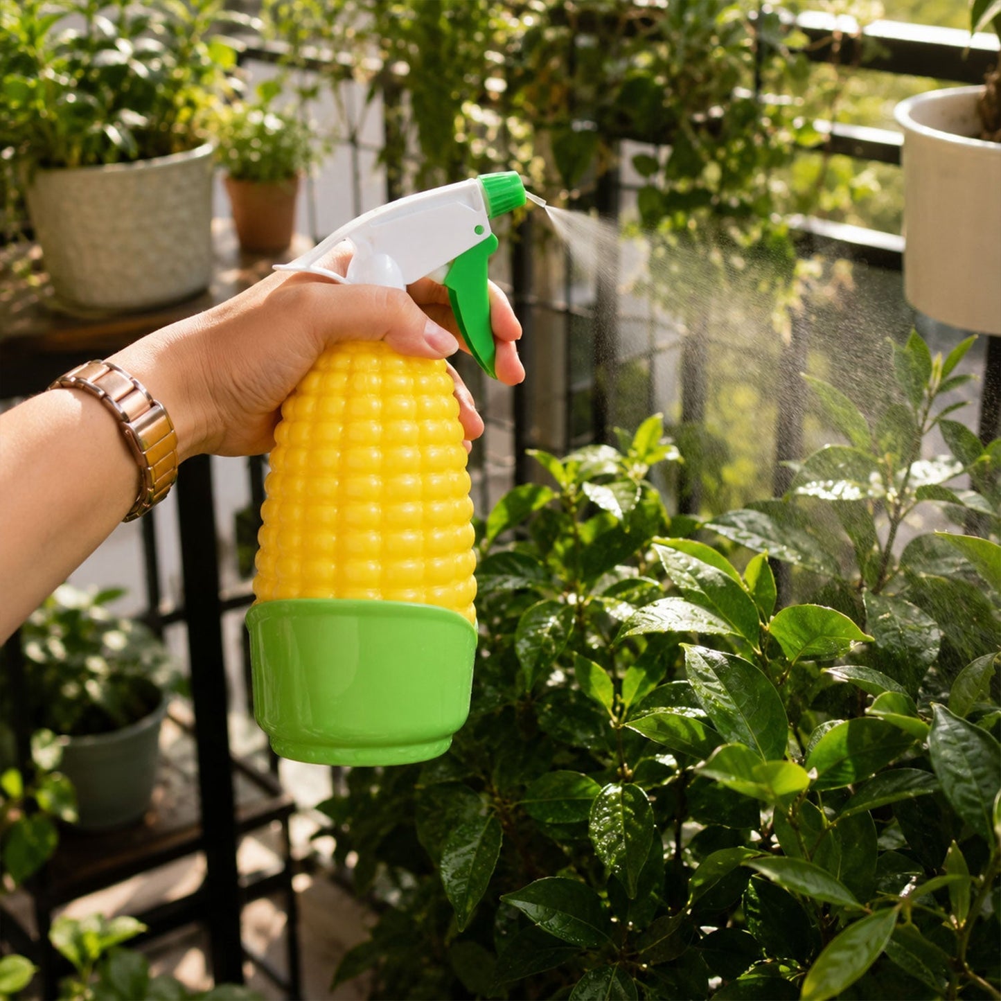 17128 corn shape spray bottle product
