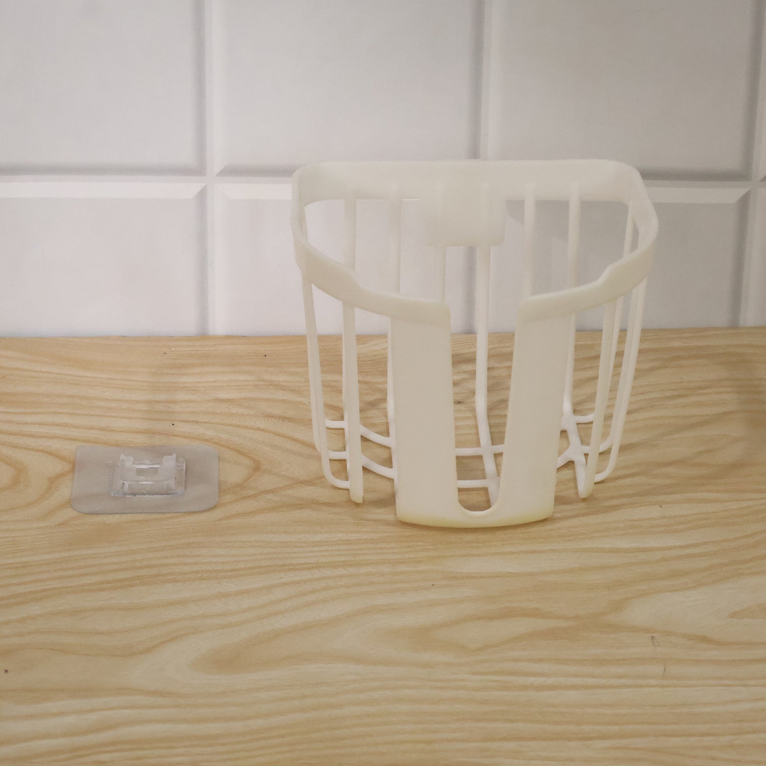 Plastic toilet paper holder live product photo