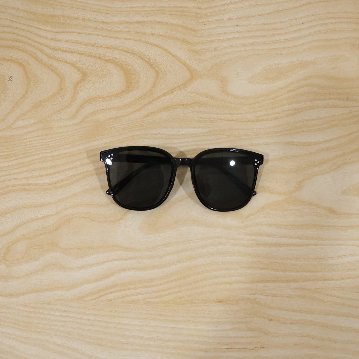 19318 black sunglasses product