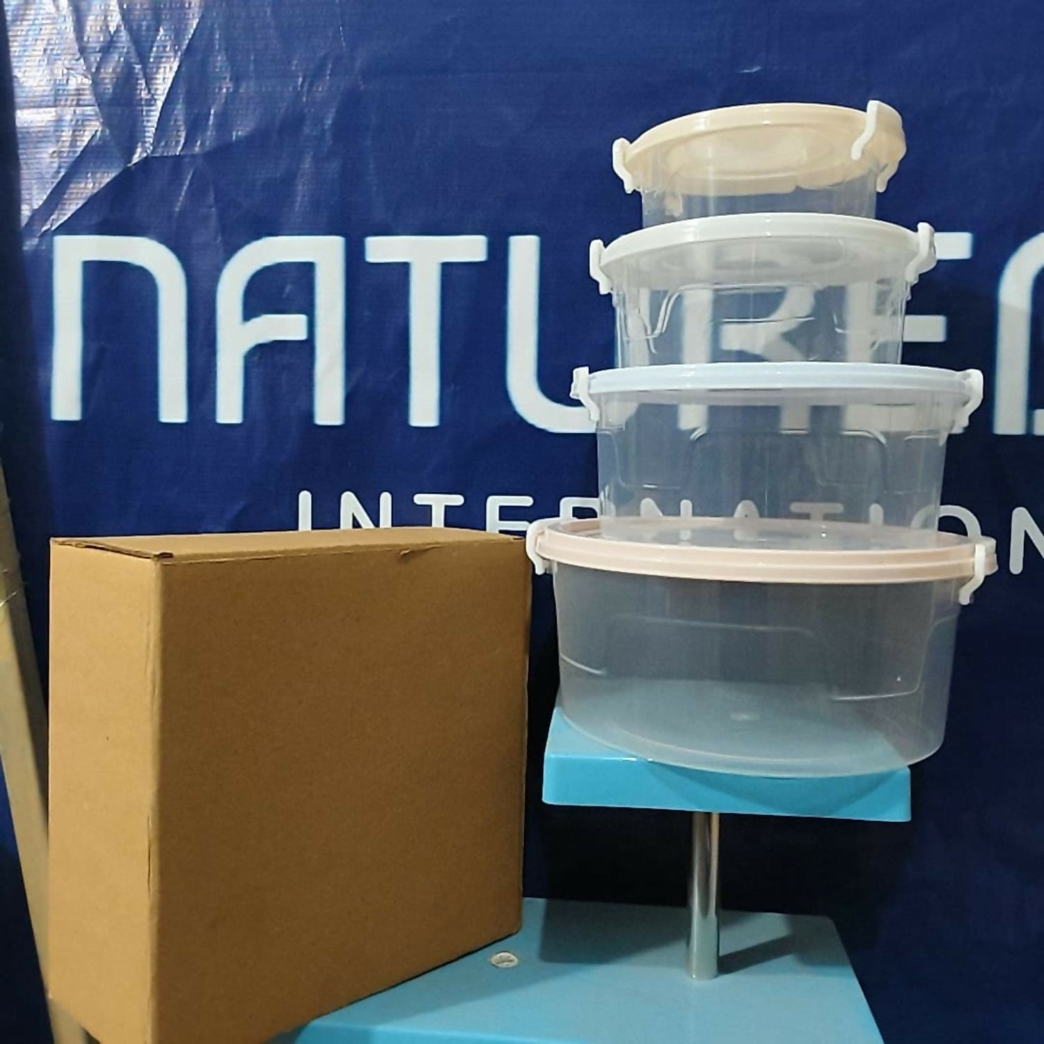 4 pcs lock lid Plastic Container 1400 ml