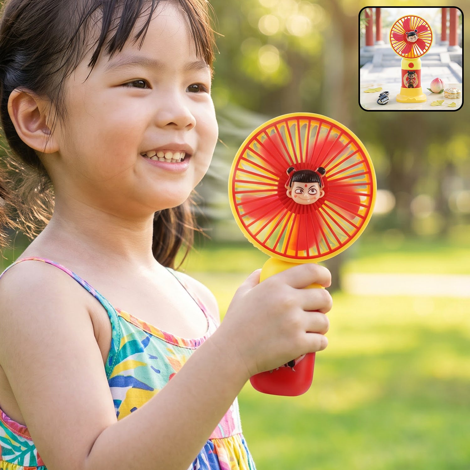 Mini handheld fan in outdoor use