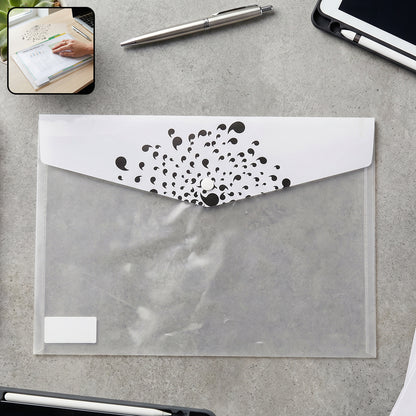 Plastic document folder closed front view