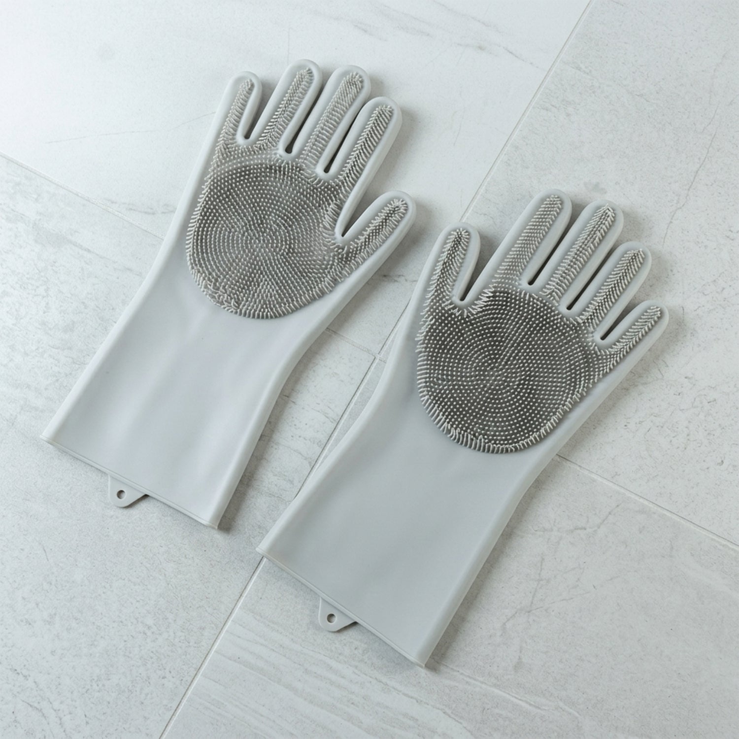 reusable grey silicone cleaning gloves pair