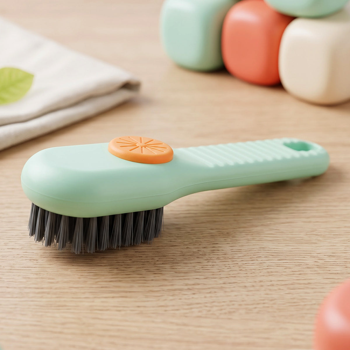 Brush with liquid dispenser product view
