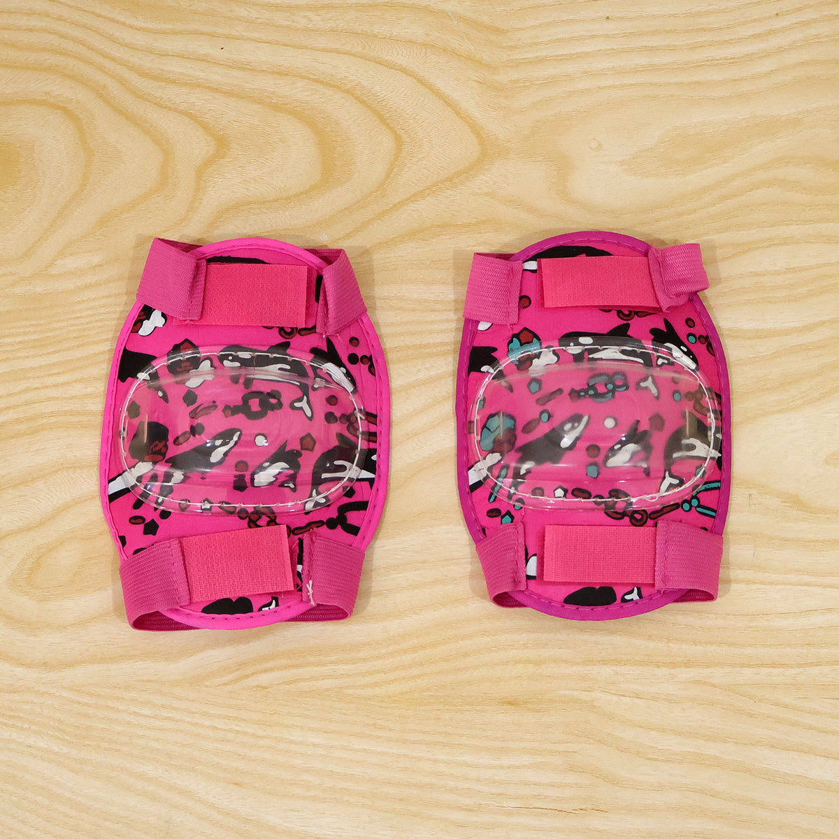 Kids knee pads wearing use