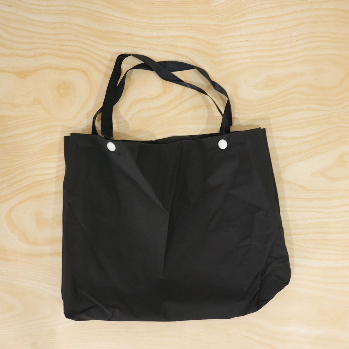 Actual photograph of shopping tote bag