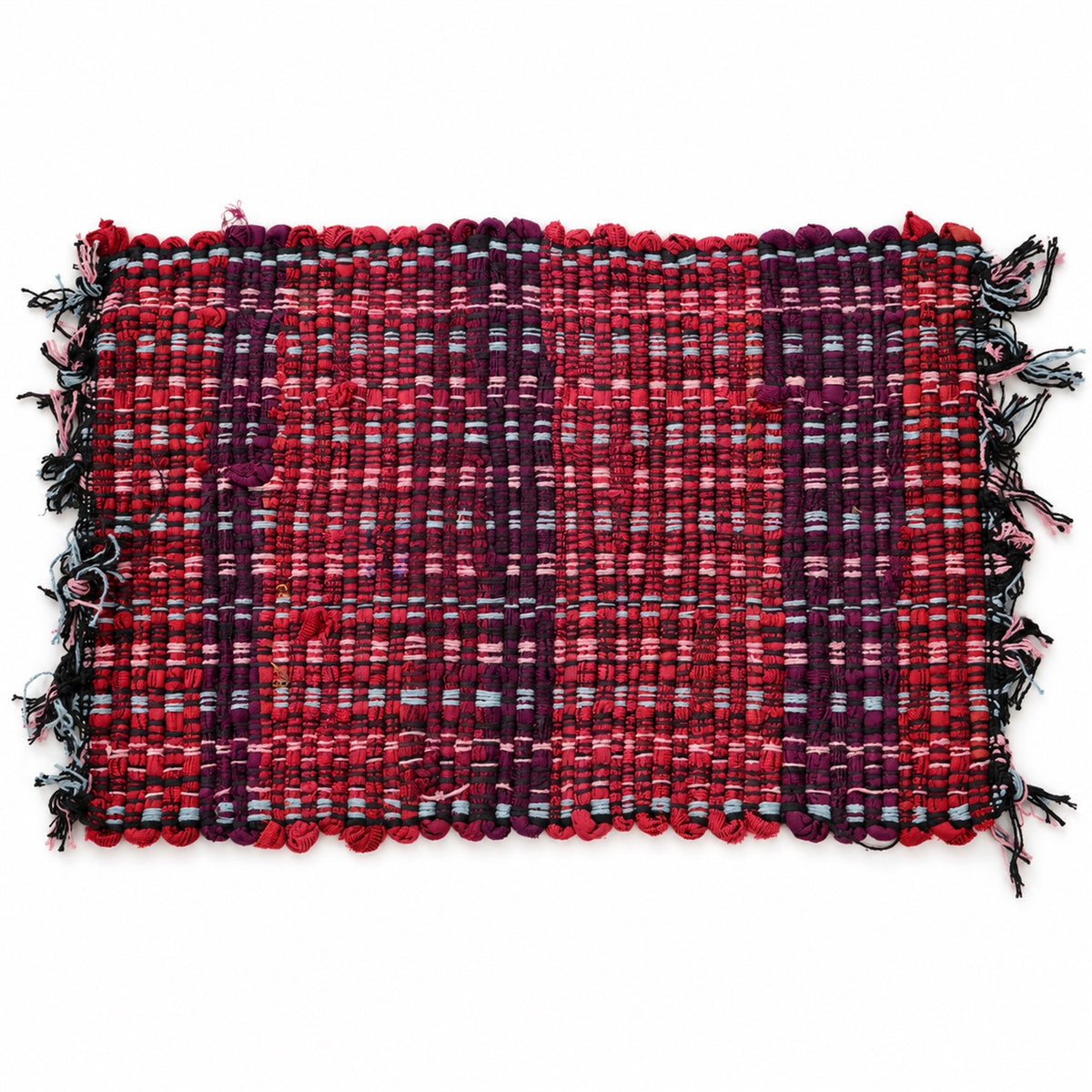 Decorative woven floor mat with fringed edges - Woven_Mat_4