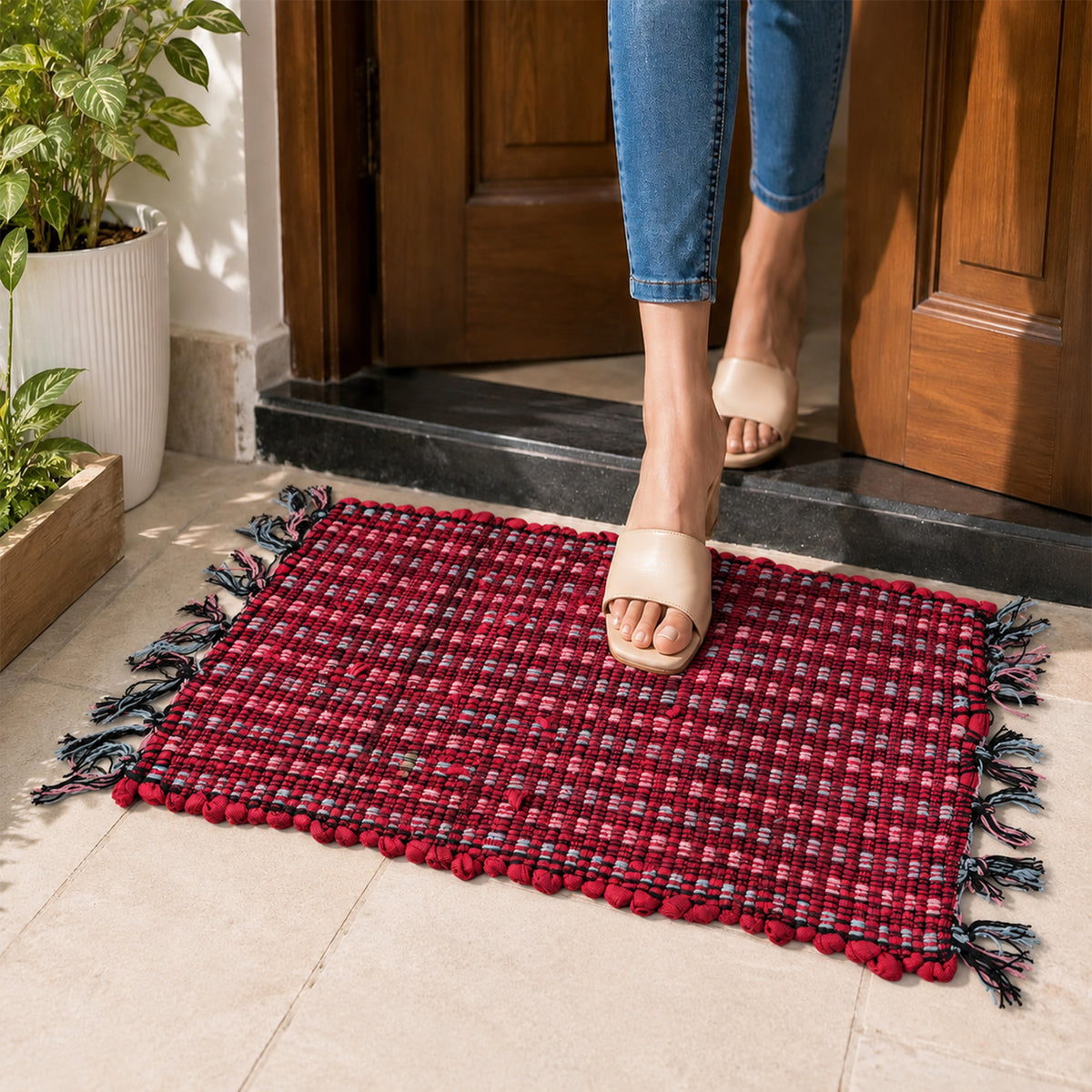 Decorative woven floor mat with tassel fringe - Door-Mat-03