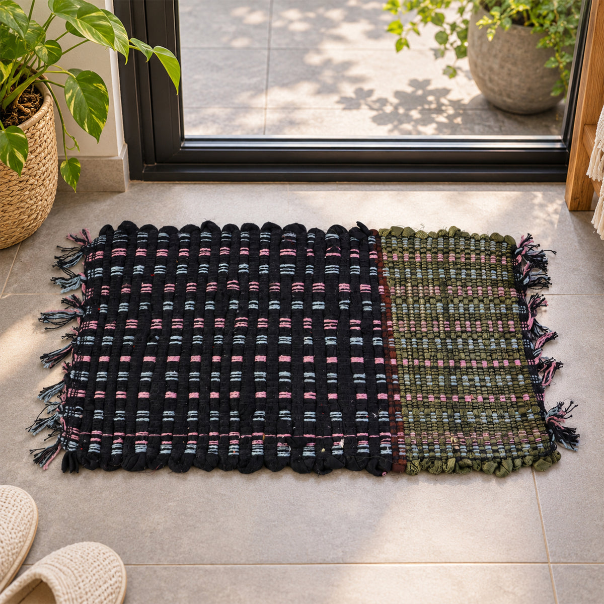 Two tone woven floor mat details - Door-Mat-04