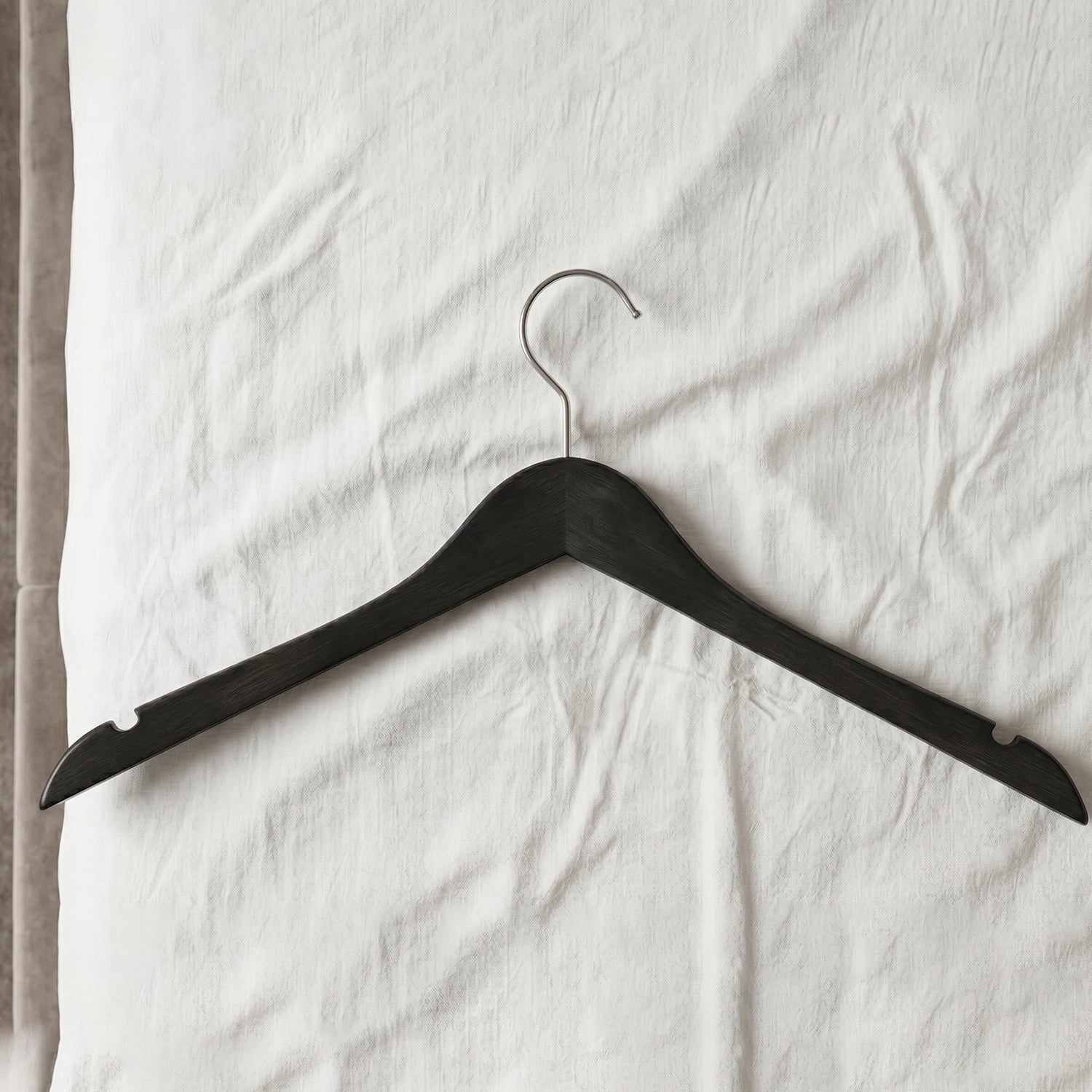 22880 premium cloth hanger live