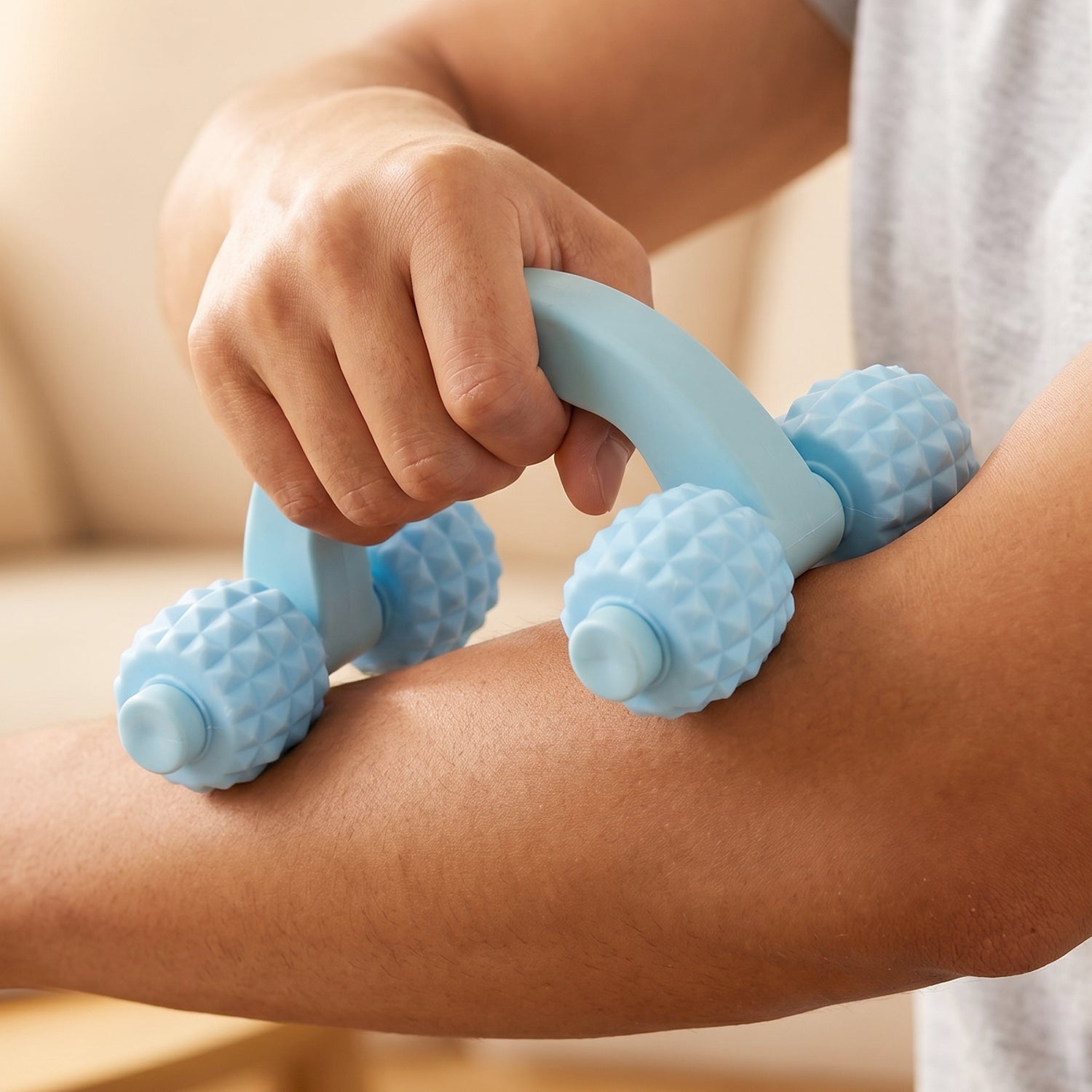 22883 handheld roller body massager live use