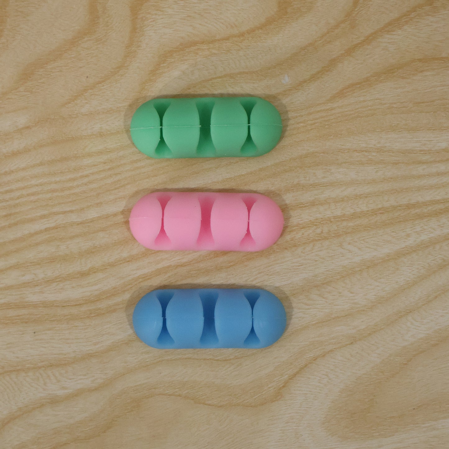 Silicone cable organizer holder with multiple cord slots - image 9