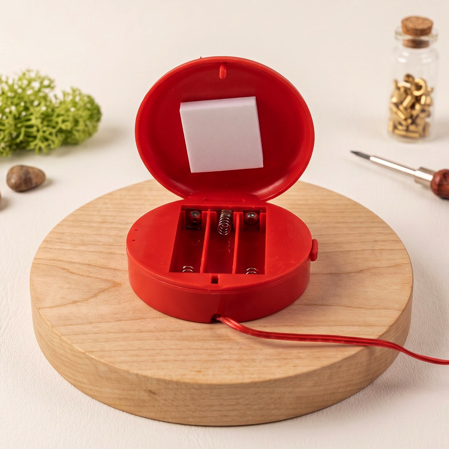 LED string light battery compartment
