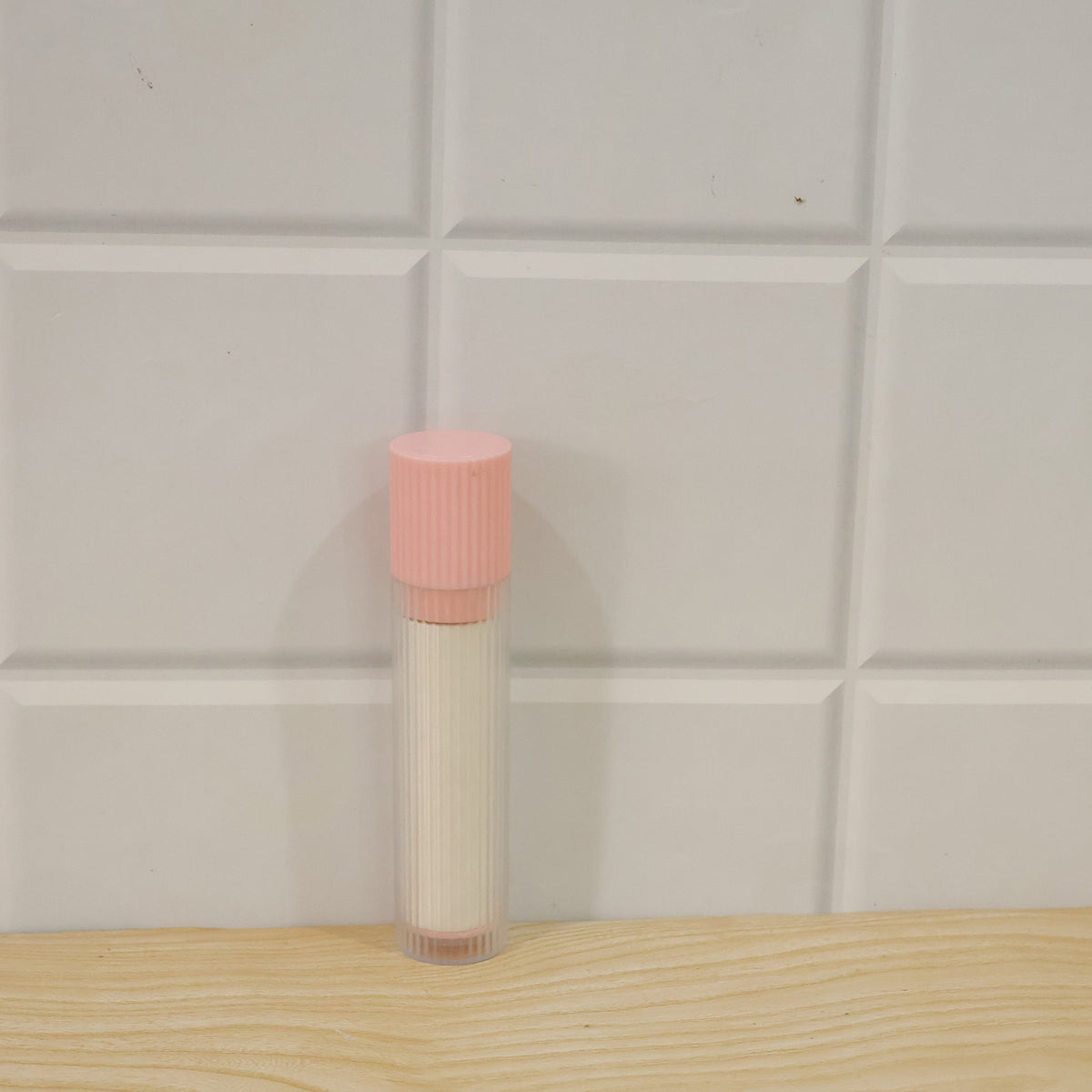 Lint roller live product photo