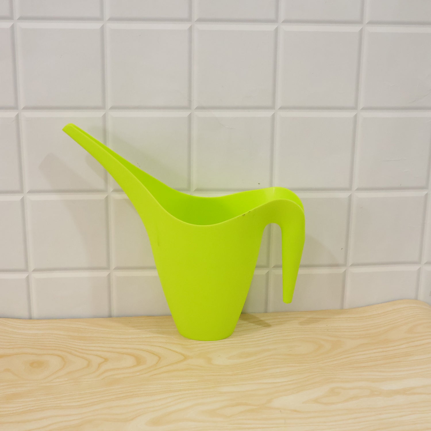 Garden watering pot live photo
