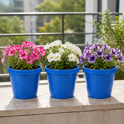 Plastic flower pots for balcony garden