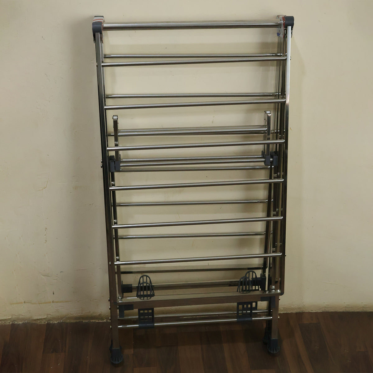 Heavy duty foldable clothes drying rack live photo