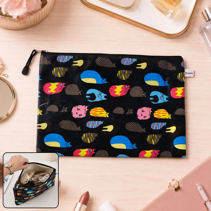 Printed waterproof zipper pouch ideal for cosmetics and stationery