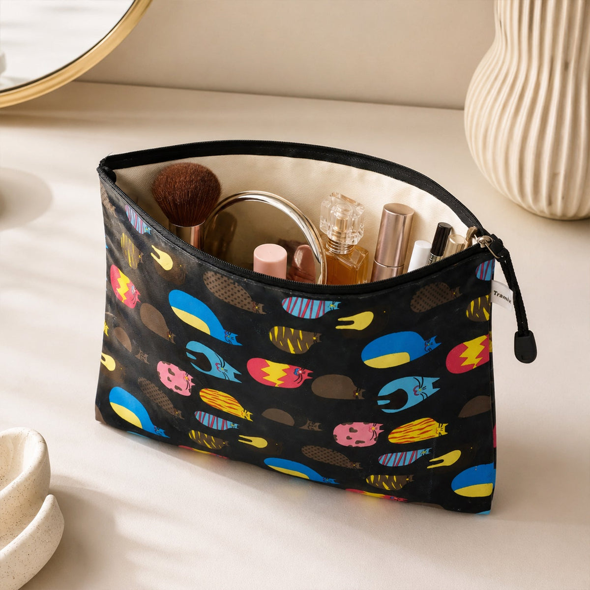 Easy-to-clean waterproof zipper pouch ideal for daily organizing