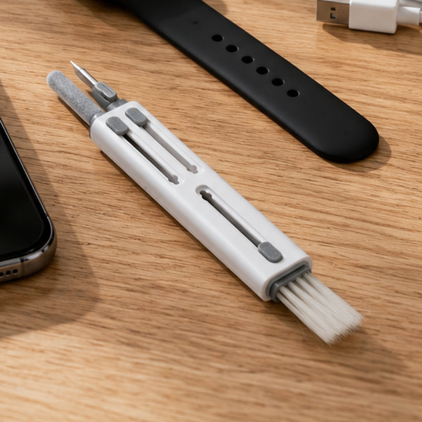 Cleaning pen brush for electronic gadgets
