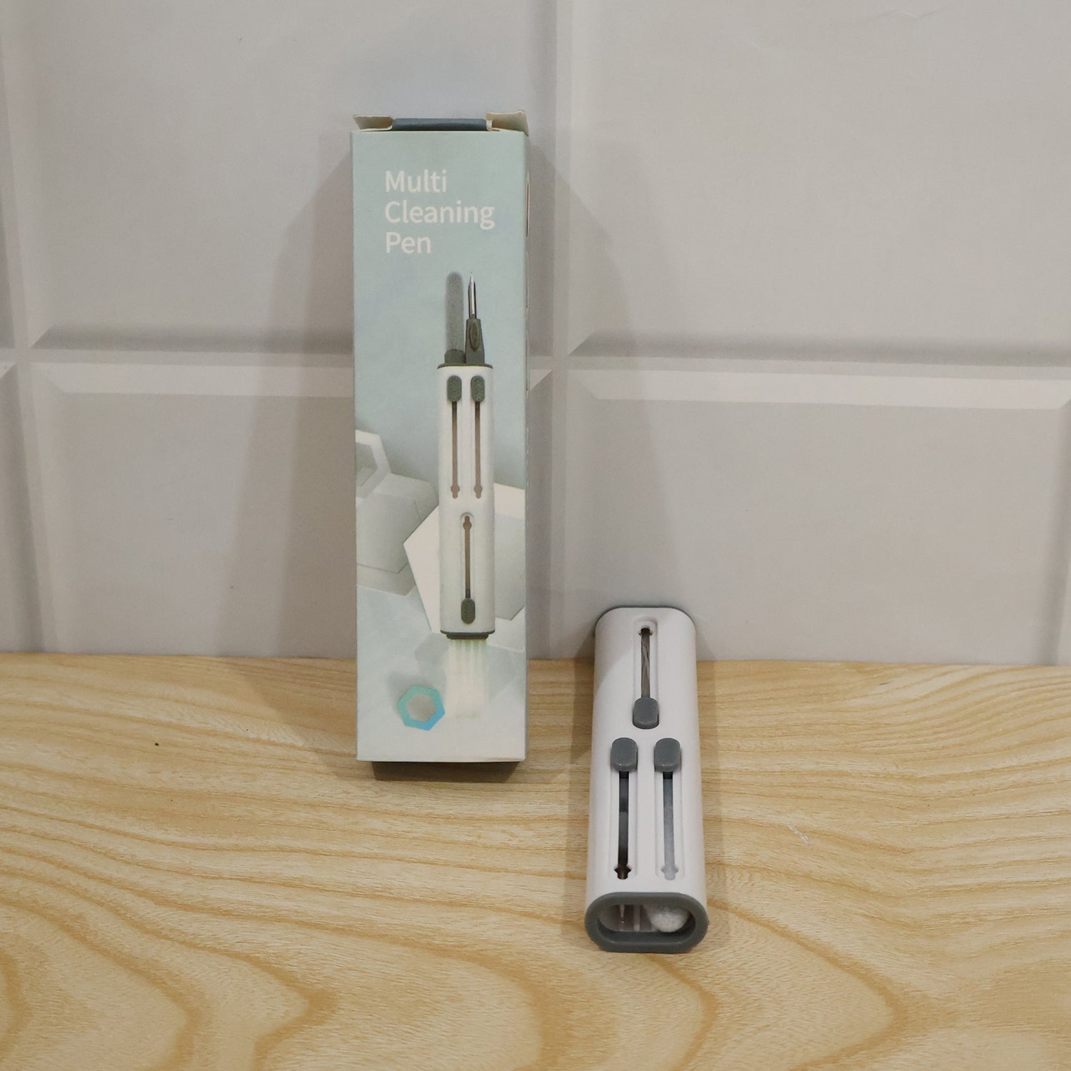 Actual multifunction cleaning pen color box live photo