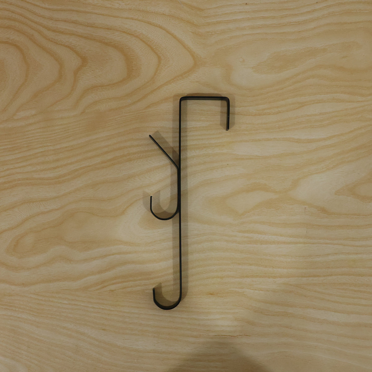 Space saving over door hook image 10