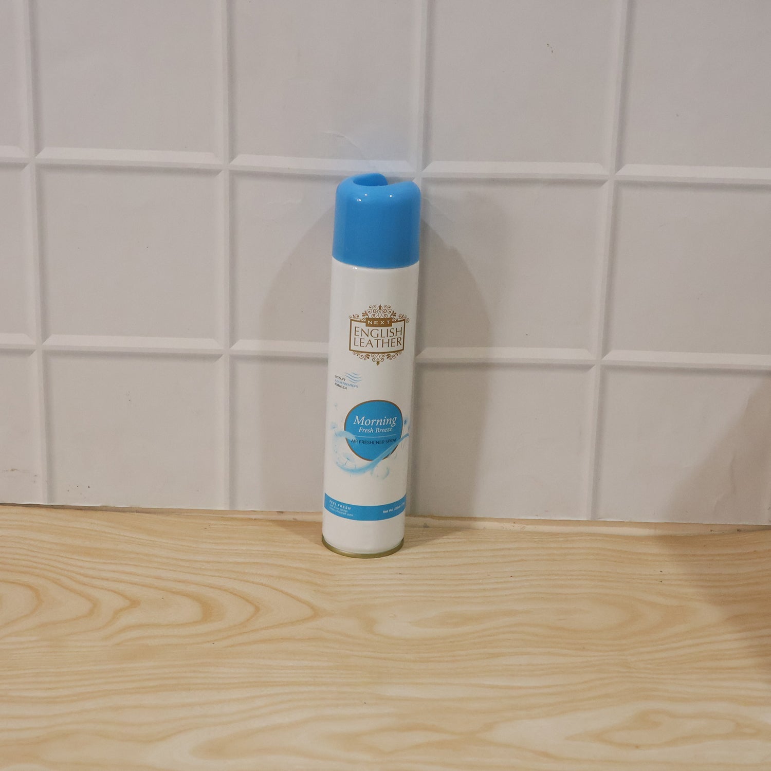 Fresh aroma of morning fresh breeze room spray in use
