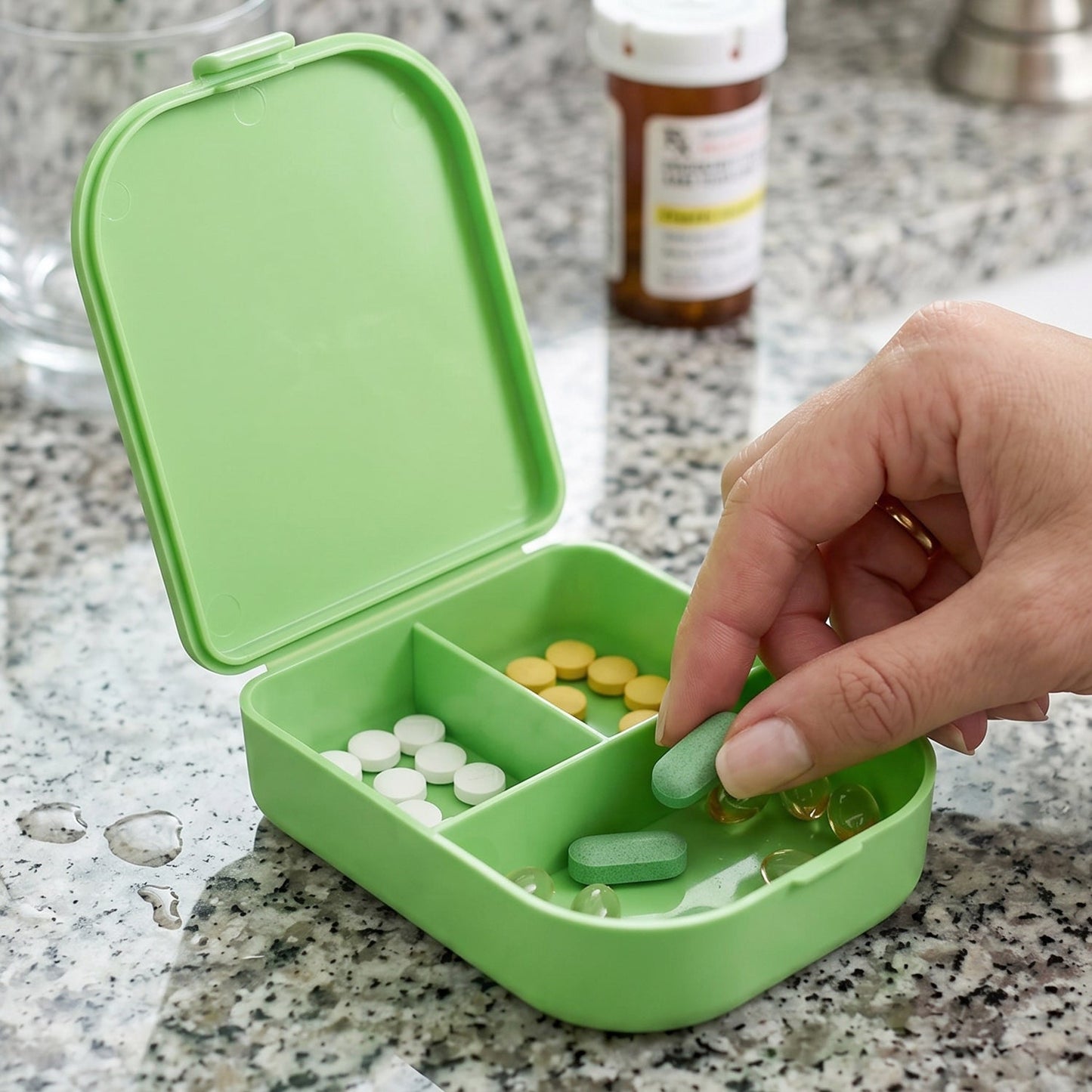 23685 plastic pill organizer box live
