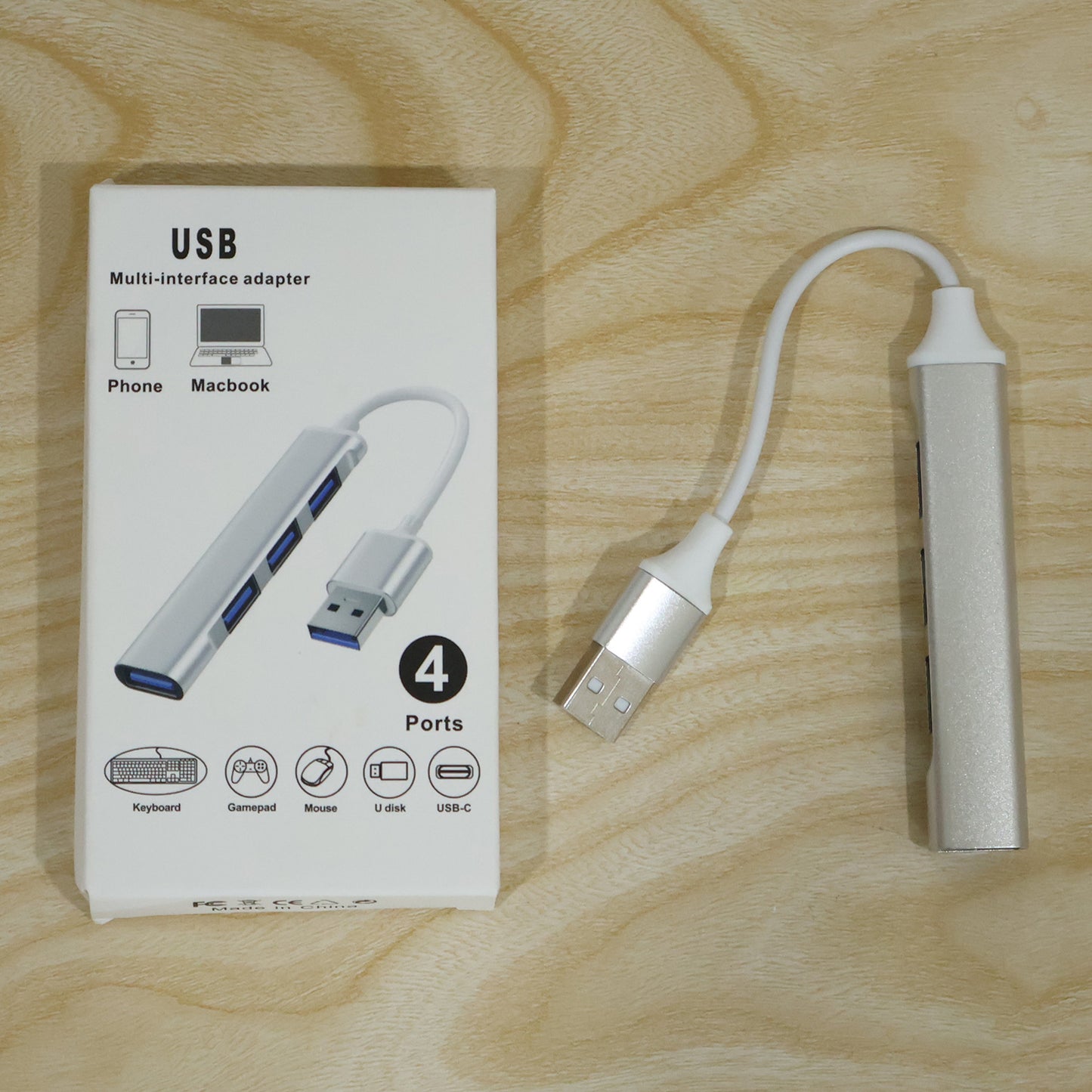 USB four port hub live boxed photo
