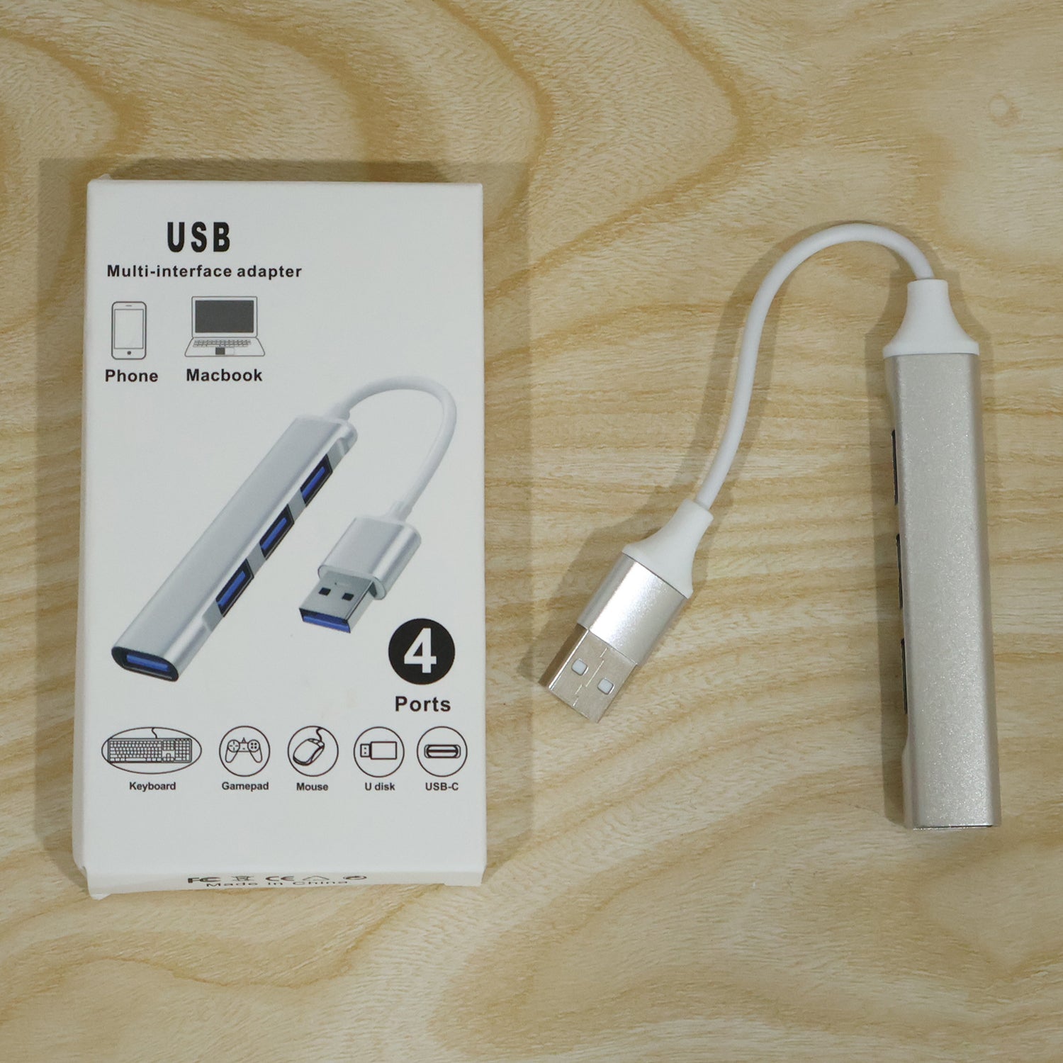 USB four port hub live boxed photo