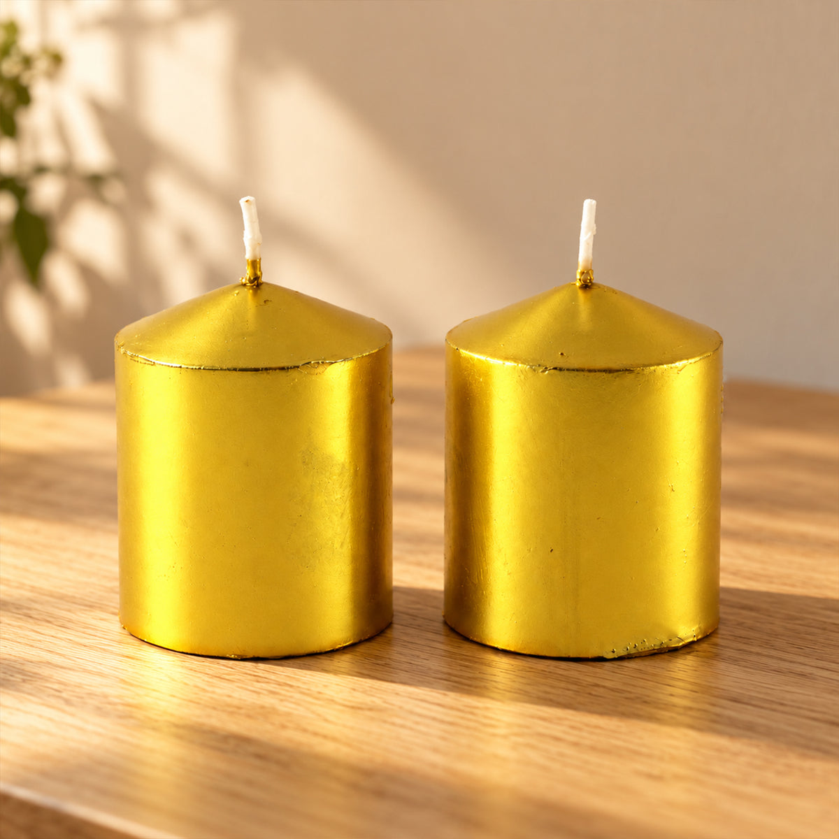 Golden decorative wax pillar candles 02