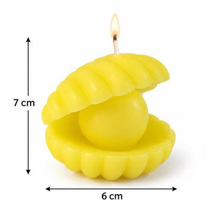 Shell shape scented wax candle with pearl-style centre 7 Cm height and 6 Cm width