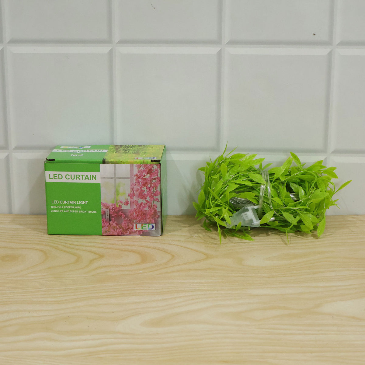 Actual leaf LED curtain light with retail box
