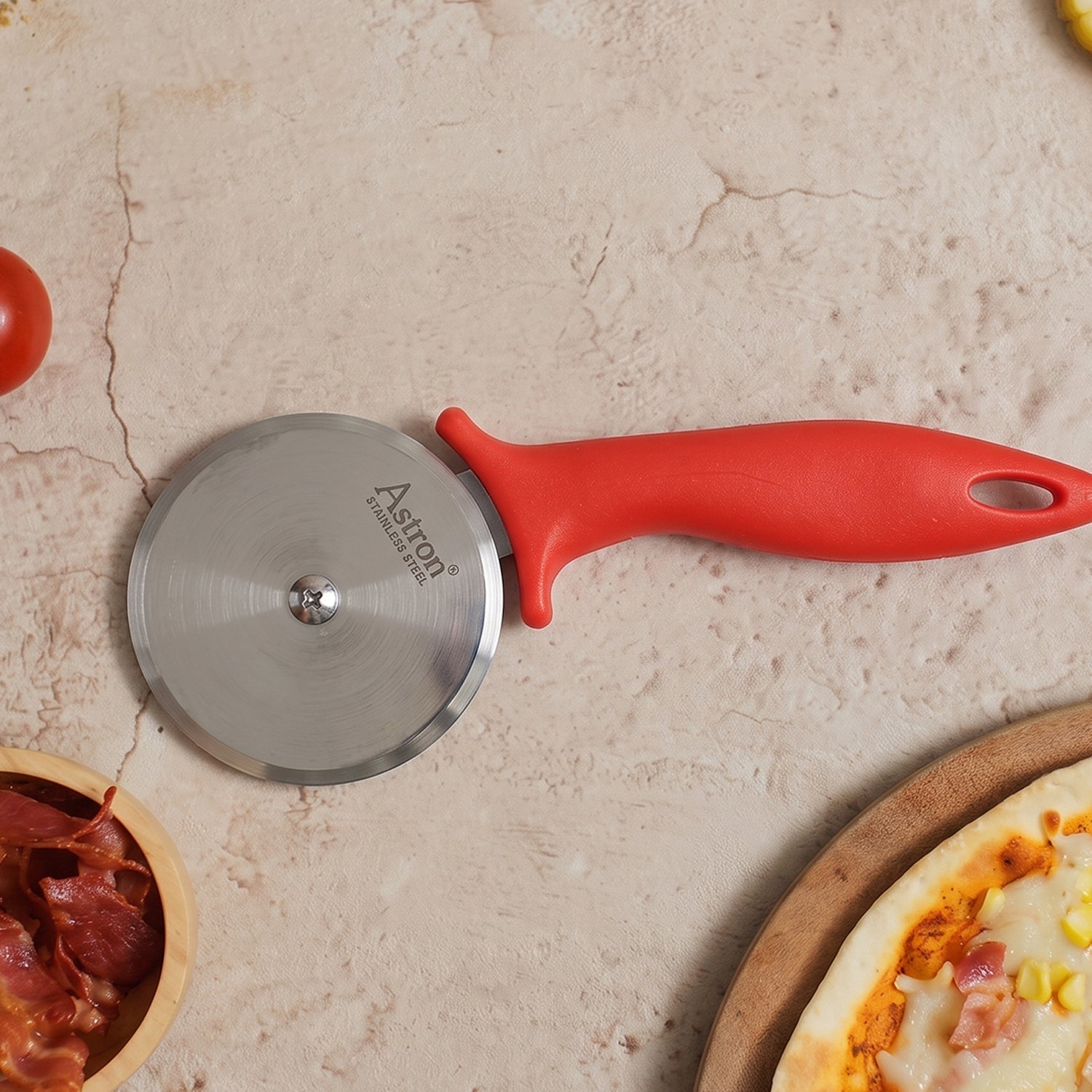 SS Pizza Cutter Wheel with Plastic Handle Stainless Steel Sharp Slicer (1 Pc)